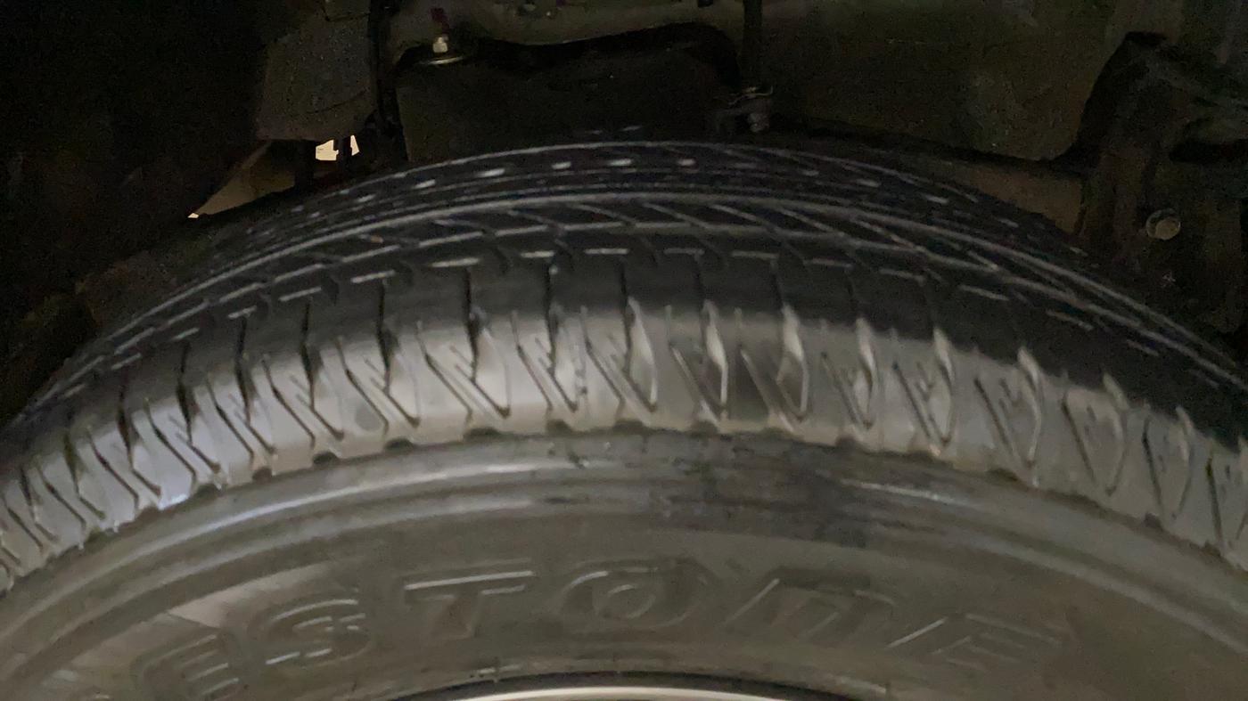 2023 Maruti JIMNY ZETA ALL GRIP PRO , CNG, Manual, 35,288 km, Right Front Tyre Tread