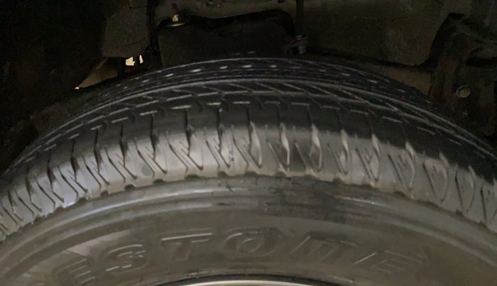 2023 Maruti JIMNY ZETA ALL GRIP PRO , CNG, Manual, 35,288 km, Right Front Tyre Tread