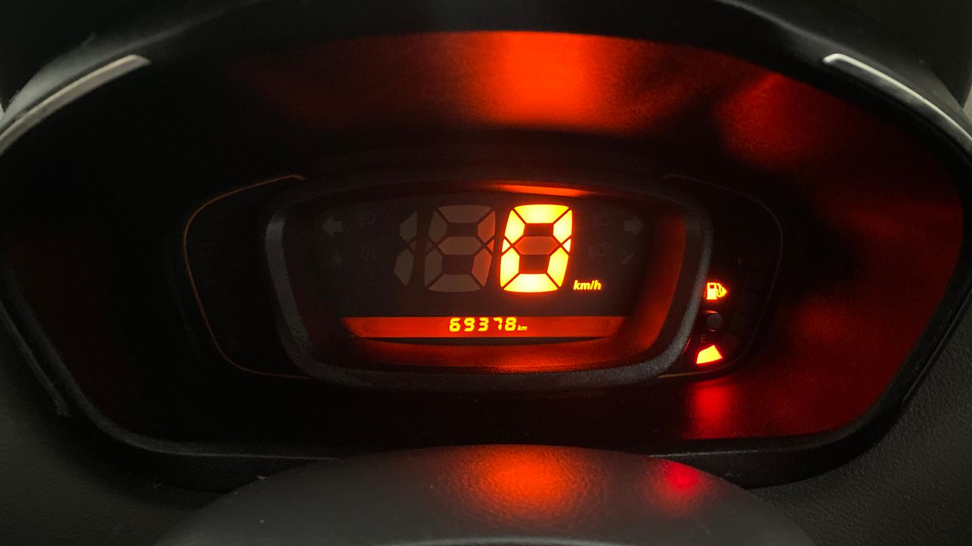 2016 Renault Kwid RXT 0.8, Petrol, Manual, 69,378 km, Odometer Image