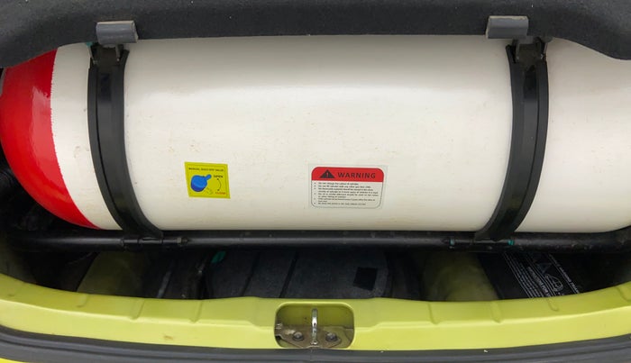 2019 Hyundai NEW SANTRO 1.1 SPORTZ MT CNG, CNG, Manual, 94,051 km, Boot Inside