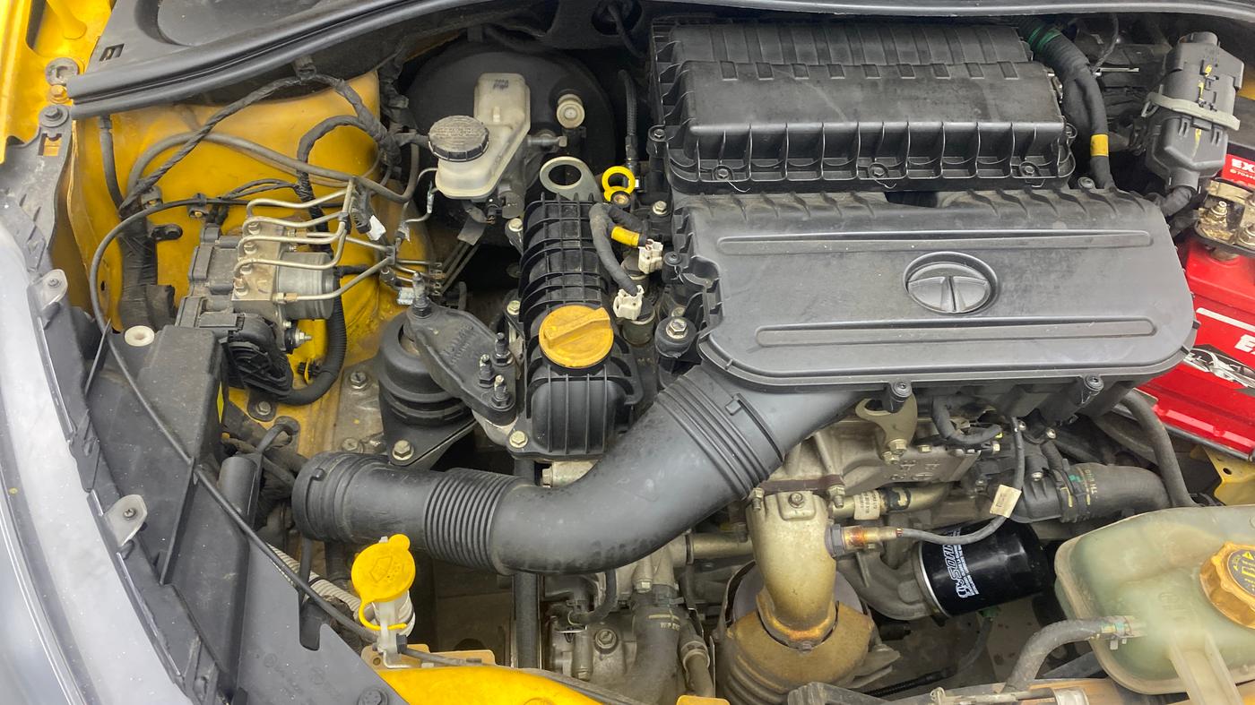 2020 Tata Tiago XZ PLUS PETROL, Petrol, Manual, 50,265 km, Engine View - Right