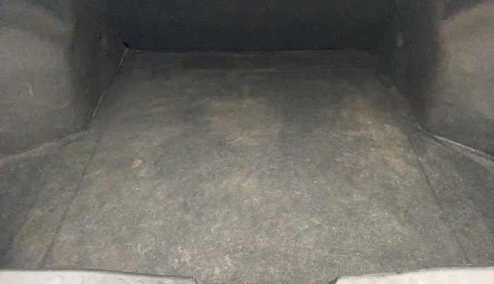 2016 Maruti Ciaz ZXI+, Petrol, Manual, 87,522 km, Boot Inside