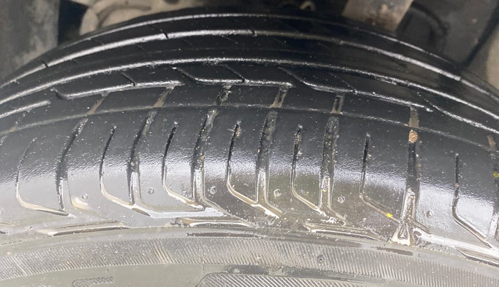 2024 Tata NEXON Creative Plus S 1.2 Revotron 6AMT Dark Edition, CNG, Automatic, 46,394 km, Left Front Tyre Tread