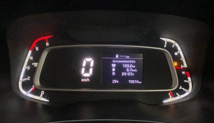 2021 KIA SONET HTK PLUS 1.5, Diesel, Manual, 70,638 km, Odometer Image