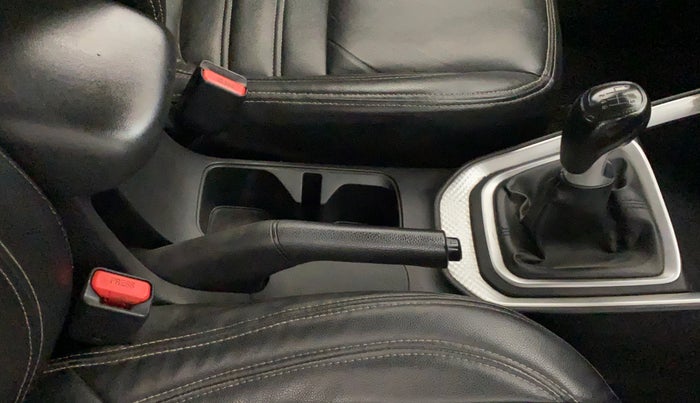 2021 KIA SONET HTK PLUS 1.5, Diesel, Manual, 70,638 km, Gear Lever