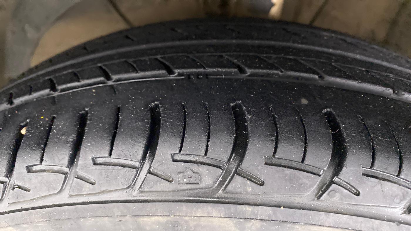2019 Maruti Baleno DELTA PETROL 1.2, Petrol, Manual, 14,983 km, Left Front Tyre Tread