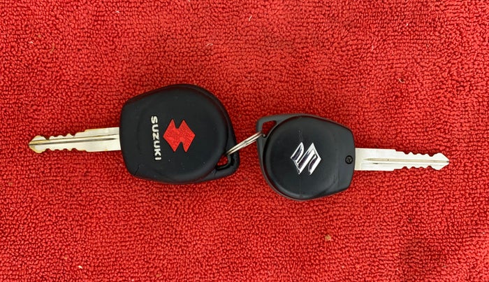 2022 Maruti Swift VXI, Petrol, Manual, 41,003 km, Key Close Up