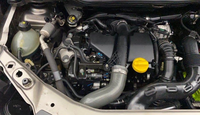 2017 Renault Captur RXL DIESEL, Diesel, Manual, 94,540 km, Engine View - Right