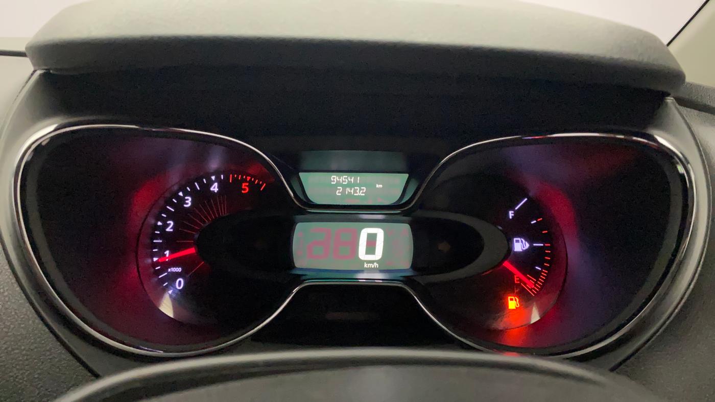 2017 Renault Captur RXL DIESEL, Diesel, Manual, 94,540 km, Odometer Image