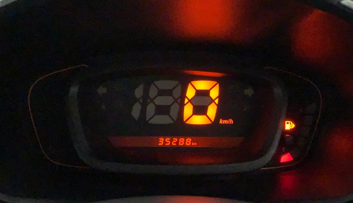2016 Renault Kwid RXT 0.8 (O), Petrol, Manual, 35,288 km, Odometer Image