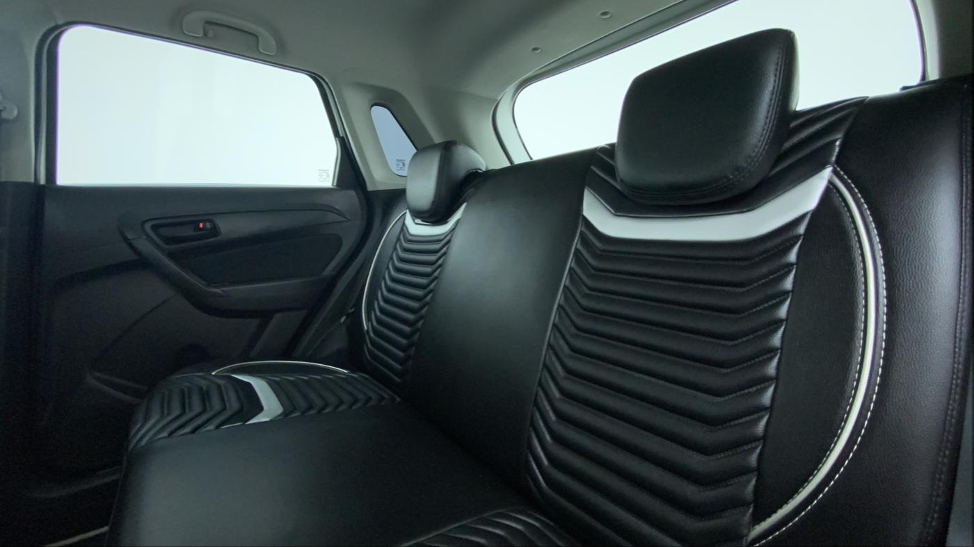 2017 Maruti Vitara Brezza VDI OPT, Diesel, Manual, 19,028 km, Right Side Door Cabin View