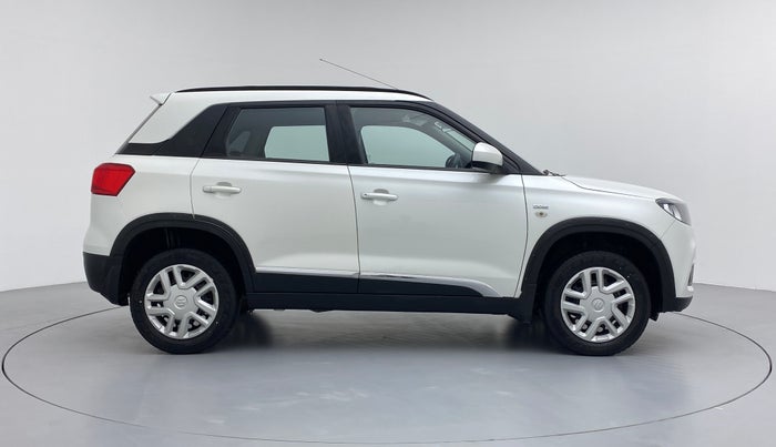 2017 Maruti Vitara Brezza VDI OPT, Diesel, Manual, 19,028 km, Right Side View