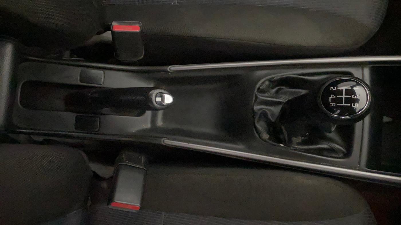 2020 Maruti Baleno ZETA PETROL 1.2, Petrol, Manual, 72,114 km, Gear Lever