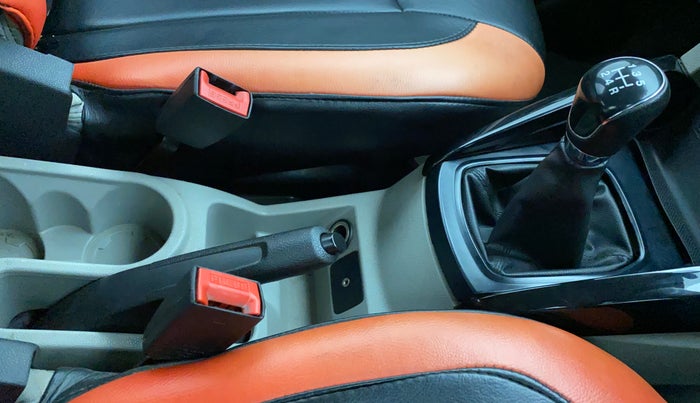 2016 Ford Ecosport TREND+ 1.5L DIESEL, Diesel, Manual, 99,776 km, Gear Lever