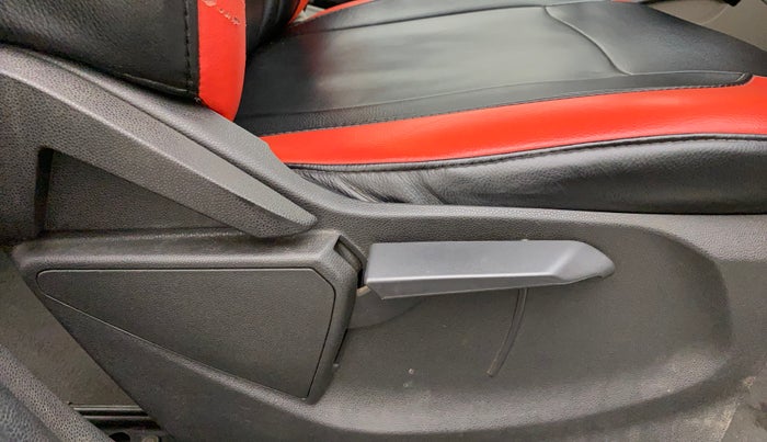 2016 Ford Ecosport TREND+ 1.5L DIESEL, Diesel, Manual, 99,776 km, Driver Side Adjustment Panel