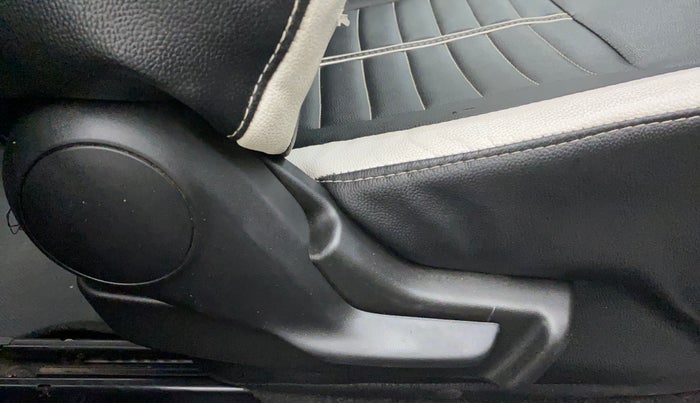 2017 Maruti IGNIS ZETA 1.2, Petrol, Manual, 23,650 km, Driver Side Adjustment Panel