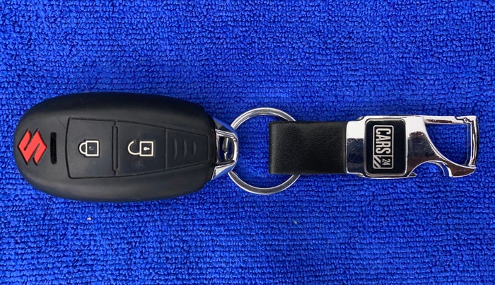 2017 Maruti IGNIS ZETA 1.2, Petrol, Manual, 23,650 km, Key Close Up
