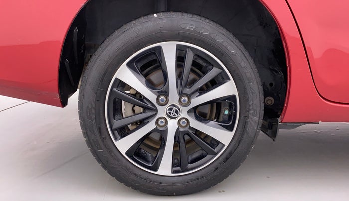 2020 Toyota YARIS V CVT, Petrol, Automatic, 39,198 km, Right Rear Wheel