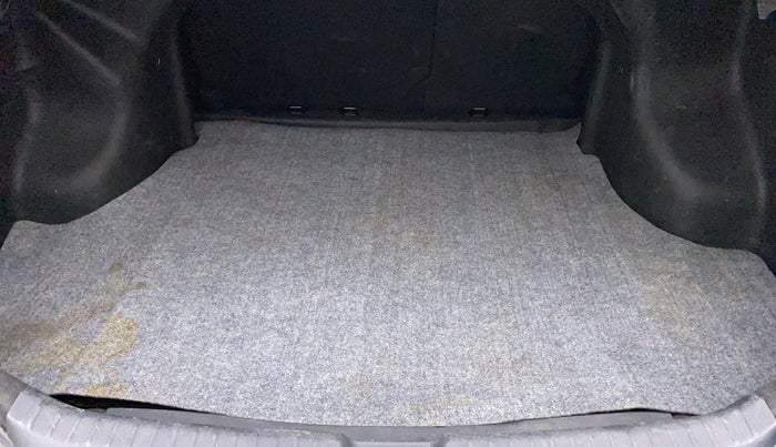 2020 Toyota YARIS V CVT, Petrol, Automatic, 39,198 km, Boot Inside