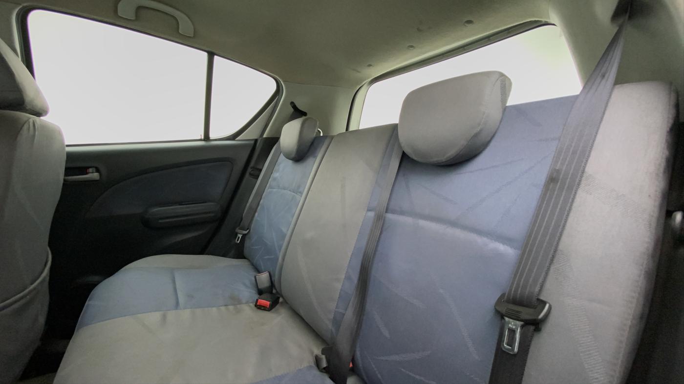 2011 Maruti Ritz VDI, Diesel, Manual, 80,428 km, Right Side Rear Door Cabin