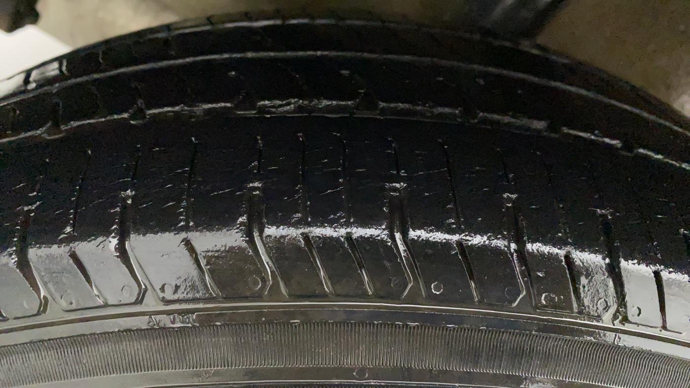 2011 Maruti Ritz VDI, Diesel, Manual, 80,428 km, Right Rear Tyre Tread