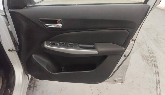 2019 Maruti Swift ZDI AMT, Diesel, Automatic, 1,33,716 km, Driver Side Door Panels Control