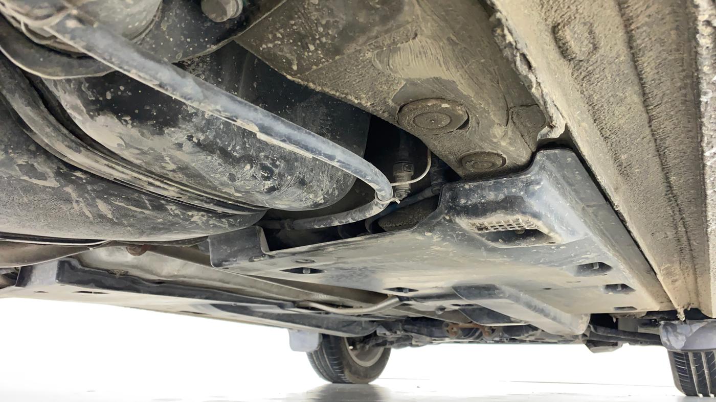 2015 Volkswagen Vento HIGHLINE TDI AT, Diesel, Automatic, 28,763 km, Right Side Underbody