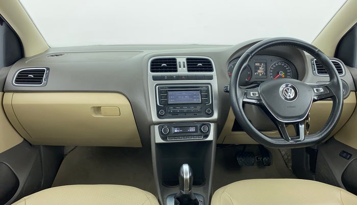 2015 Volkswagen Vento HIGHLINE TDI AT, Diesel, Automatic, 28,763 km, Dashboard