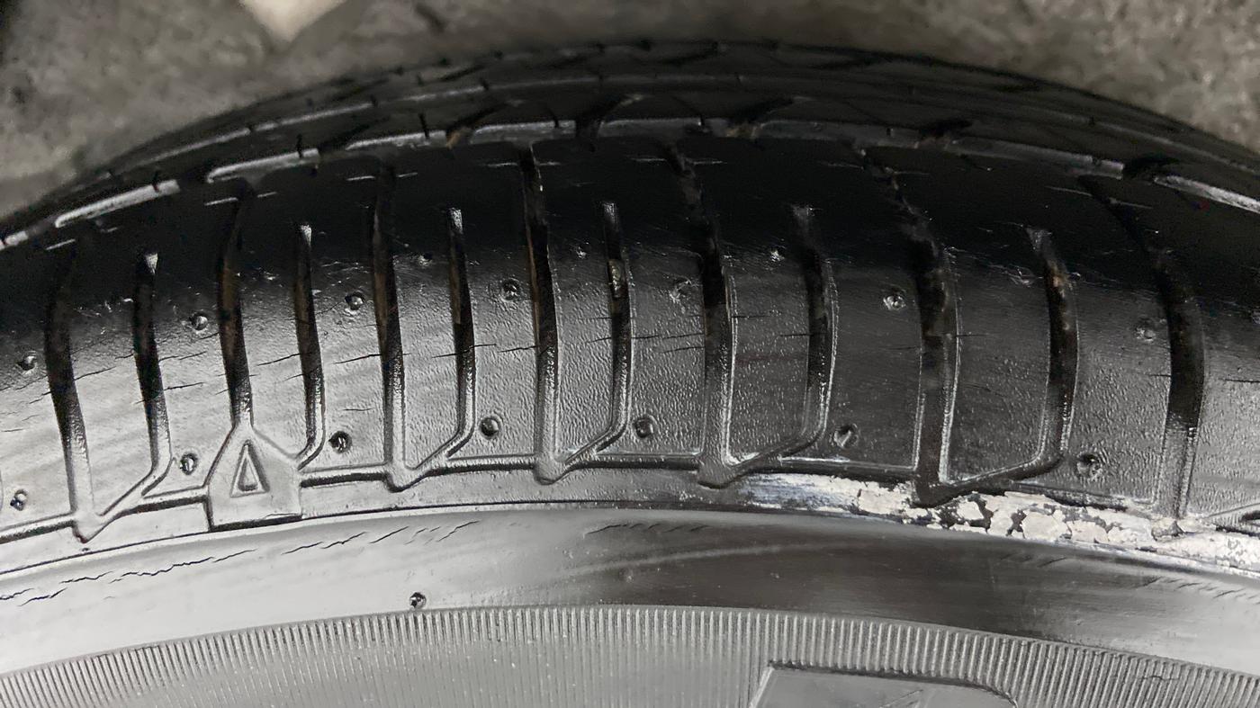 2010 Hyundai i10 MAGNA 1.2, Petrol, Manual, 60,857 km, Right Rear Tyre Tread