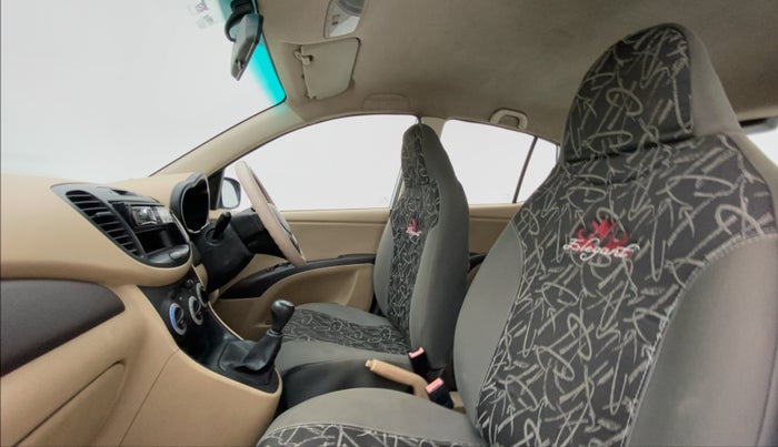 2010 Hyundai i10 MAGNA 1.2, Petrol, Manual, 60,857 km, Right Side Front Door Cabin View