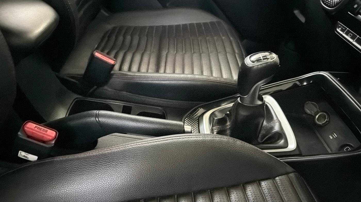 2020 KIA SONET GTX PLUS 1.0 IMT, Petrol, Manual, 47,474 km, Gear Lever