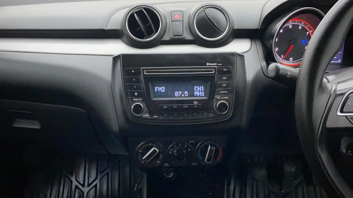 2019 Maruti Swift VXI, Petrol, Manual, 38,163 km, Air Conditioner