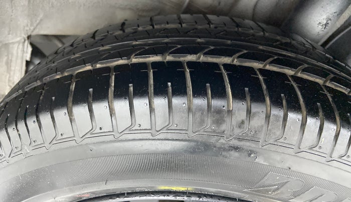 2017 Hyundai Elite i20 ASTA 1.2, Petrol, Manual, 36,363 km, Left Rear Tyre Tread