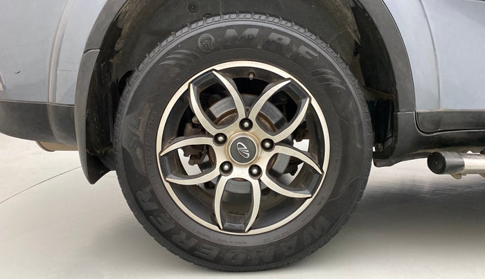 2014 Mahindra XUV500 W6 4X2, Diesel, Manual, 93,713 km, Right Rear Wheel