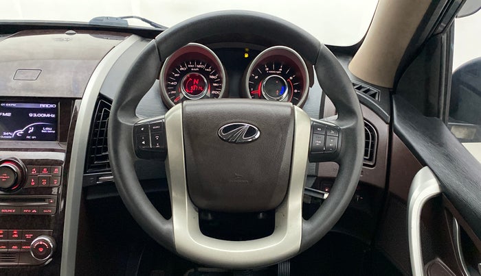 2014 Mahindra XUV500 W6 4X2, Diesel, Manual, 93,713 km, Steering Wheel Close Up