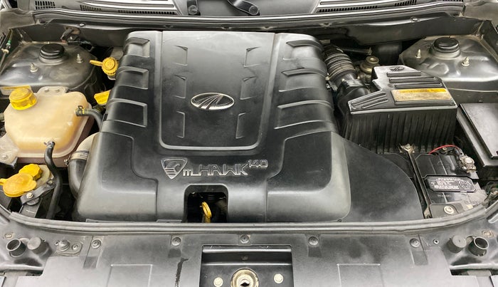 2014 Mahindra XUV500 W6 4X2, Diesel, Manual, 93,713 km, Open Bonet