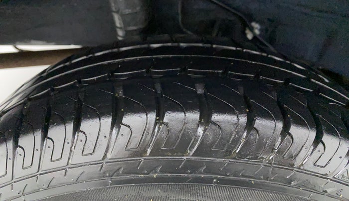 2018 Datsun Go Plus T, Petrol, Manual, 24,484 km, Right Rear Tyre Tread