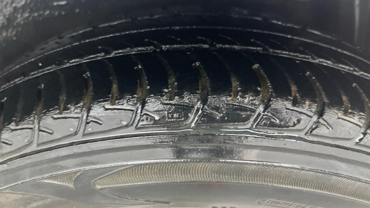 2014 Maruti Celerio ZXI, Petrol, Manual, 83,188 km, Left Rear Tyre Tread