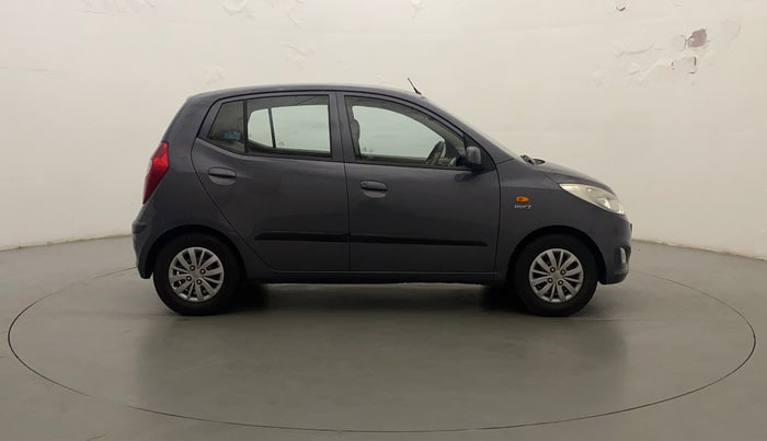 2014 Hyundai i10 SPORTZ 1.1, CNG, Manual, 49,875 km, Right Side