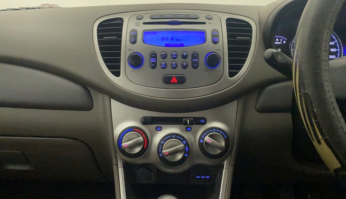 2014 Hyundai i10 SPORTZ 1.1, CNG, Manual, 49,875 km, Air Conditioner