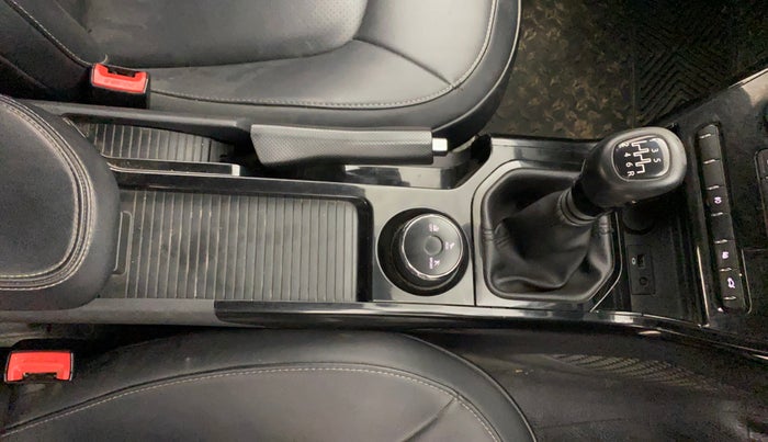 2022 Tata NEXON XZ PLUS PETROL DARK EDITION, Petrol, Manual, 67,235 km, Gear Lever