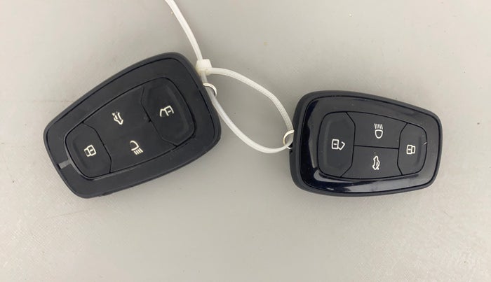 2021 Tata NEXON XZ PLUS PETROL SUNROOF, Petrol, Manual, 39,830 km, Key Close Up