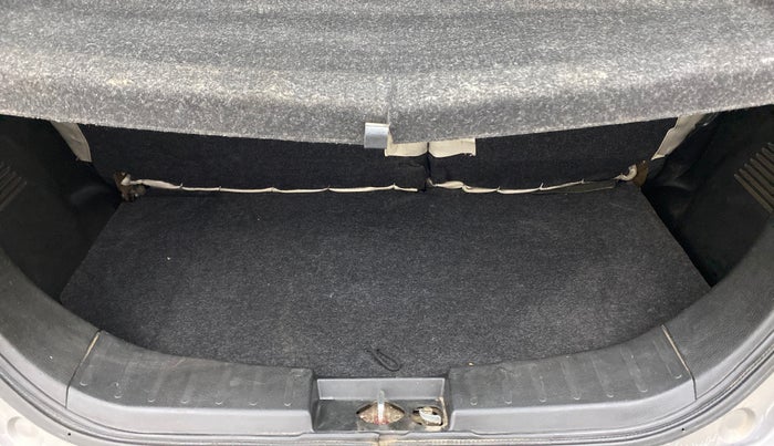 2013 Maruti Wagon R 1.0 VXI, Petrol, Manual, 29,373 km, Boot Inside