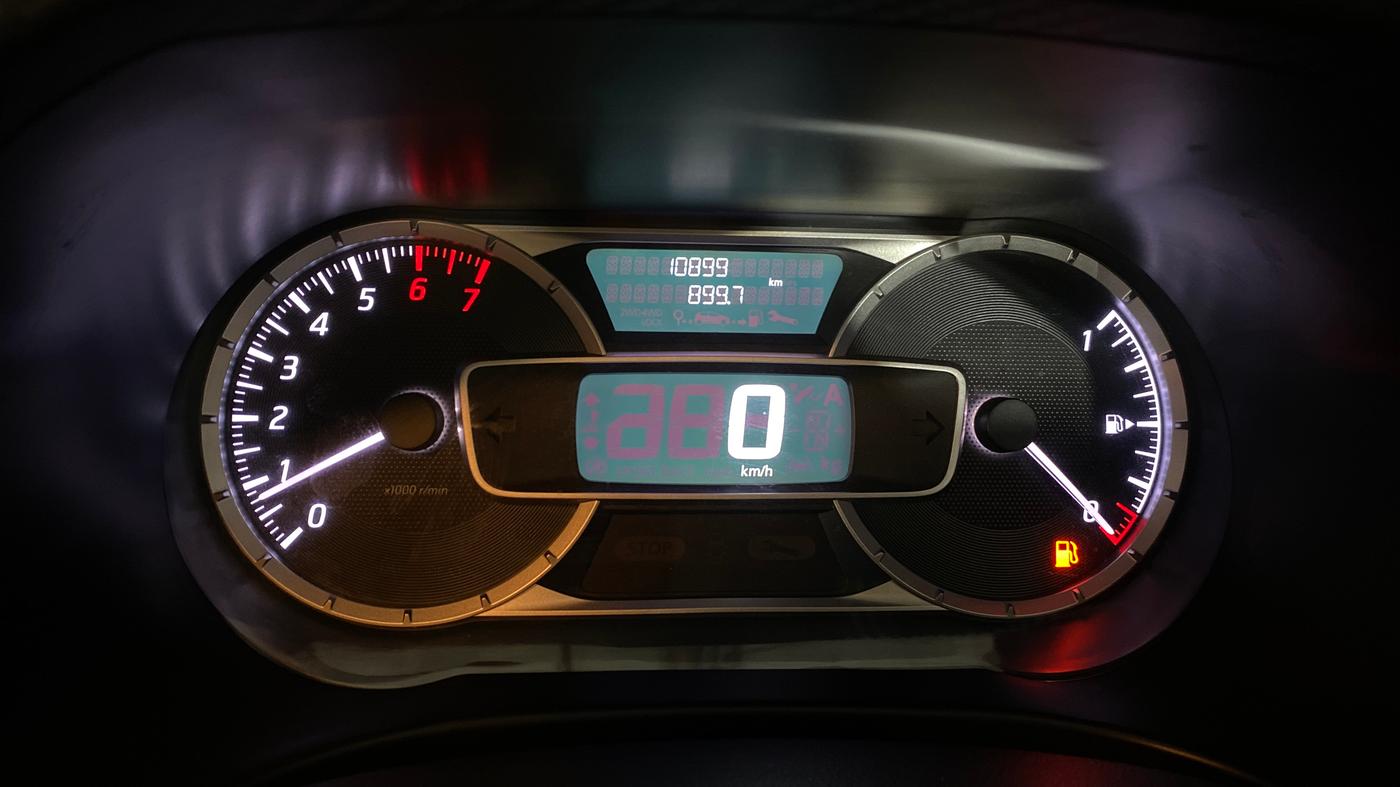 2019 Nissan Kicks XV 1.5, Petrol, Manual, 10,880 km, Odometer Image