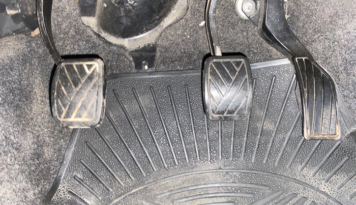2011 Maruti Ritz VXI, Petrol, Manual, 87,652 km, Pedals