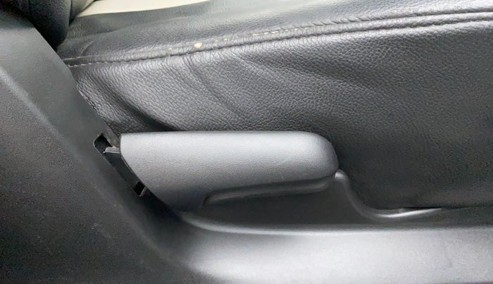 2018 Maruti Celerio X VXI (O), Petrol, Manual, 62,651 km, Driver Side Adjustment Panel