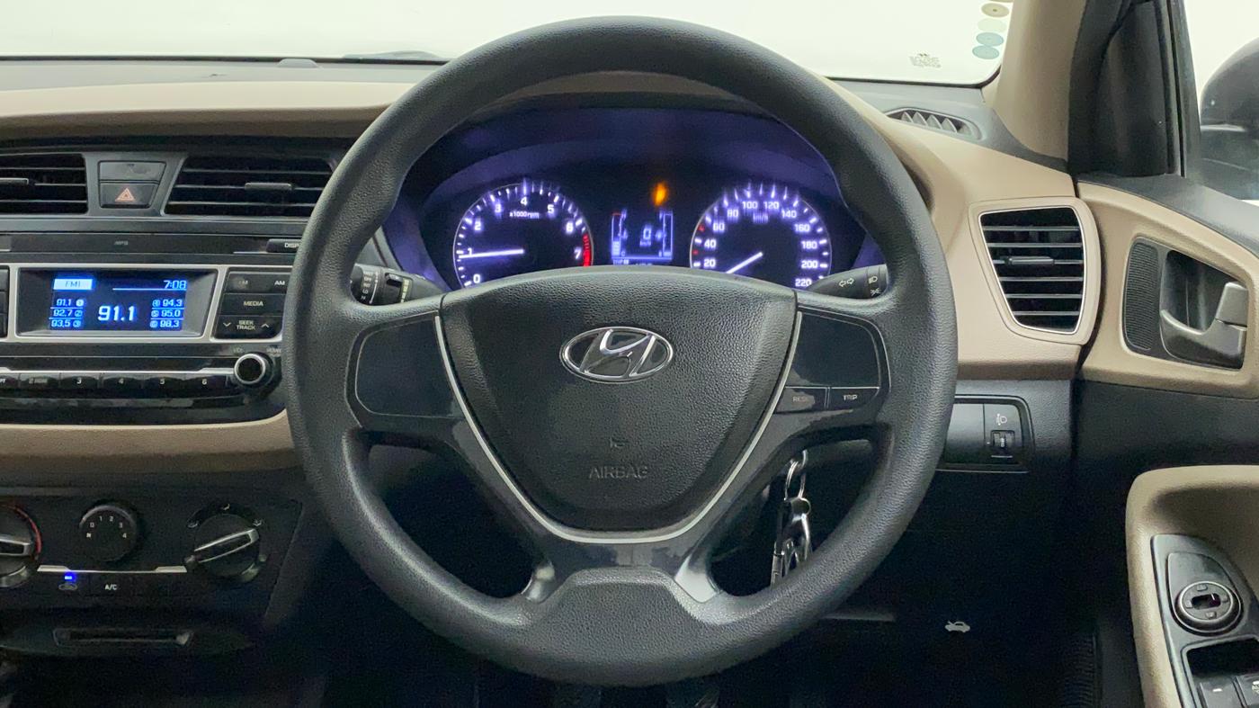 2017 Hyundai Elite i20 MAGNA EXECUTIVE 1.2, Petrol, Manual, 25,846 km, Steering Wheel Close Up