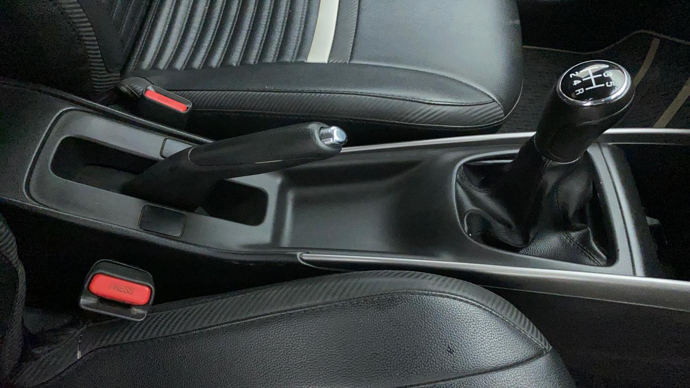 2020 Maruti Baleno DELTA 1.2 K12, Petrol, Manual, 37,016 km, Gear Lever