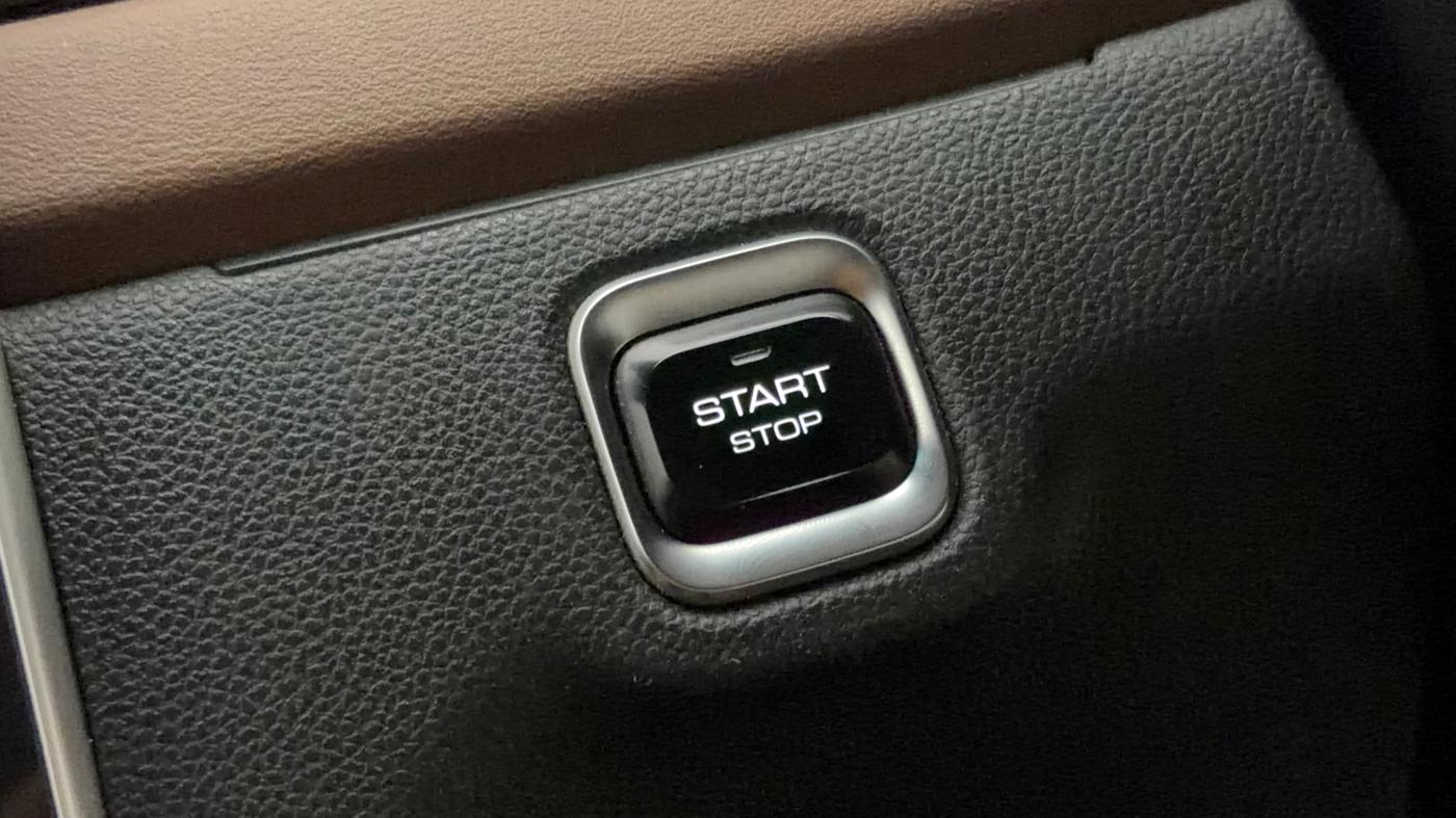 2023 MG HECTOR PLUS SAVVY PRO 1.5 TURBO CVT 7 STR, Petrol, Automatic, 40,537 km, Keyless Start/ Stop Button