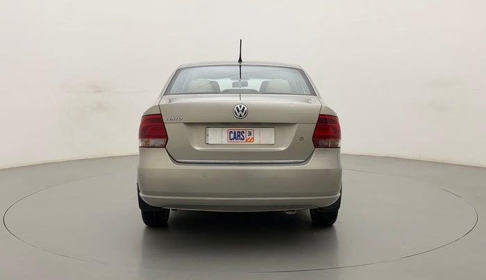 2014 Volkswagen Vento HIGHLINE 1.6 MPI, Petrol, Manual, 85,997 km, Back/Rear